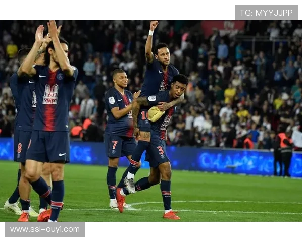 巴黎圣日耳曼官宣从本菲卡租借巴西前锋恩佐加强锋线火力